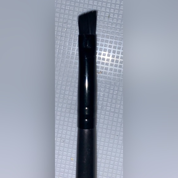 Quality Makeup and Brush Lot! Powder,blush,lip color (3),brushes(5),eyebrow(2) - Picture 16 of 16